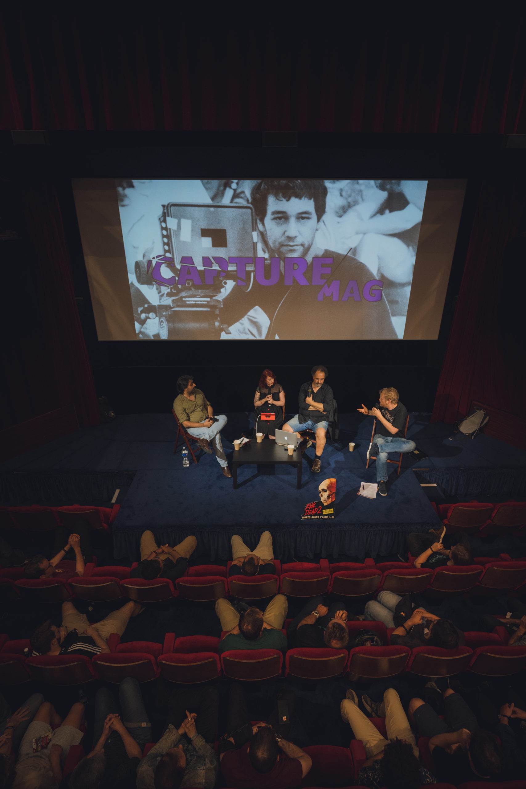 L'équipe sur scène avant la Séance Capture Evil Dead 2